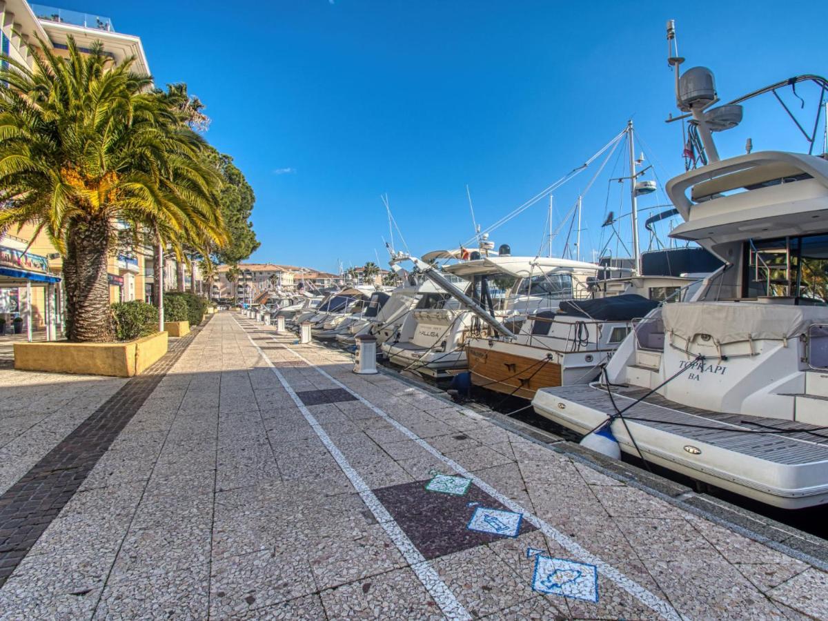 Royal Marine-2 By Interhome Appartement Fréjus